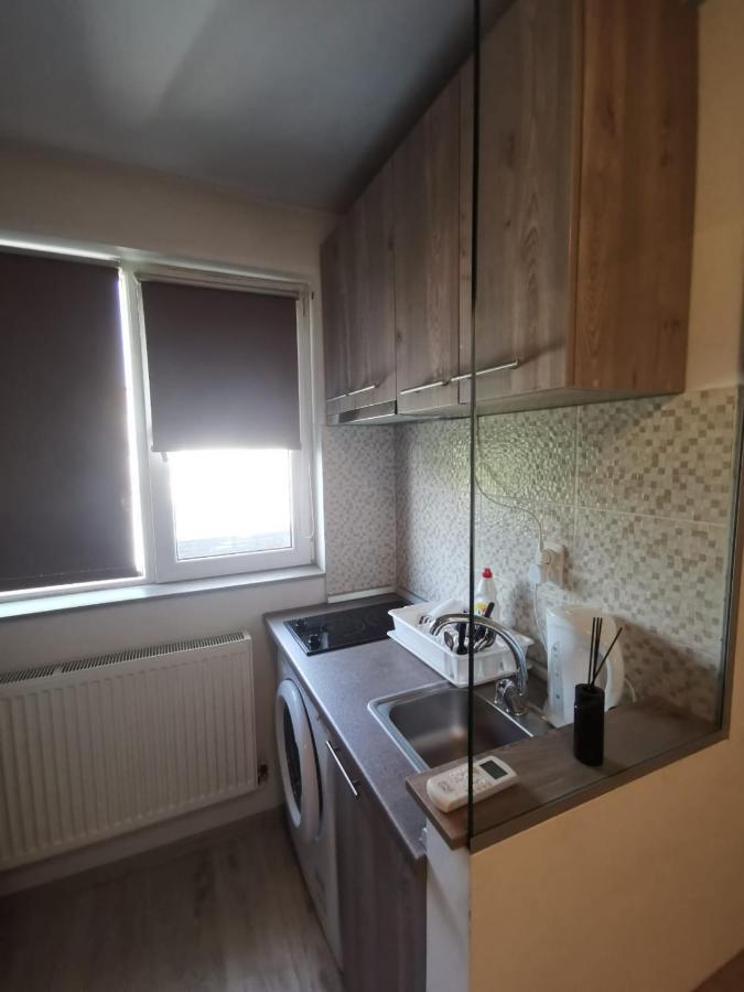 Holidays Inn Studio Bukares Bagian luar foto
